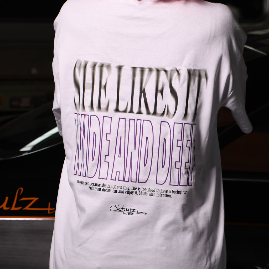 T-Shirt SHE LIKES IT WIDE AND DEEP